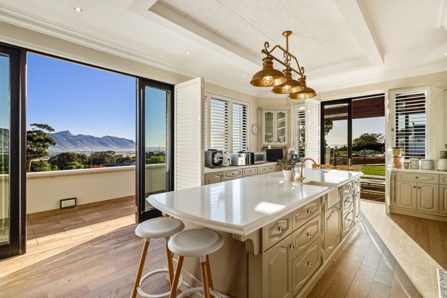 5 Bedroom Property for Sale in Somerset West Rural Western Cape